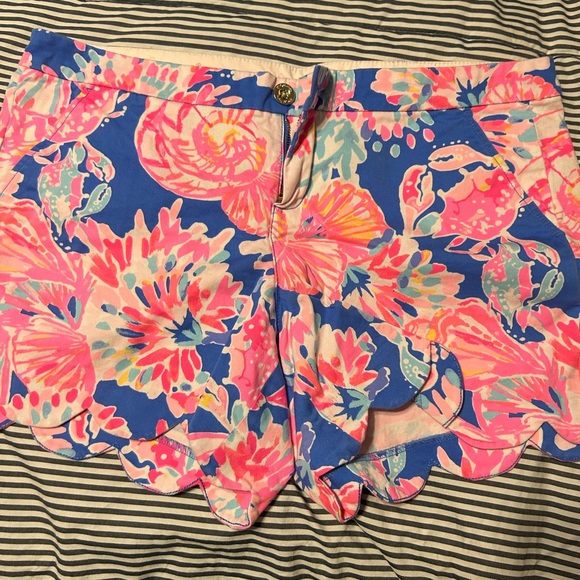 LP Shorts - Picture 1 of 1